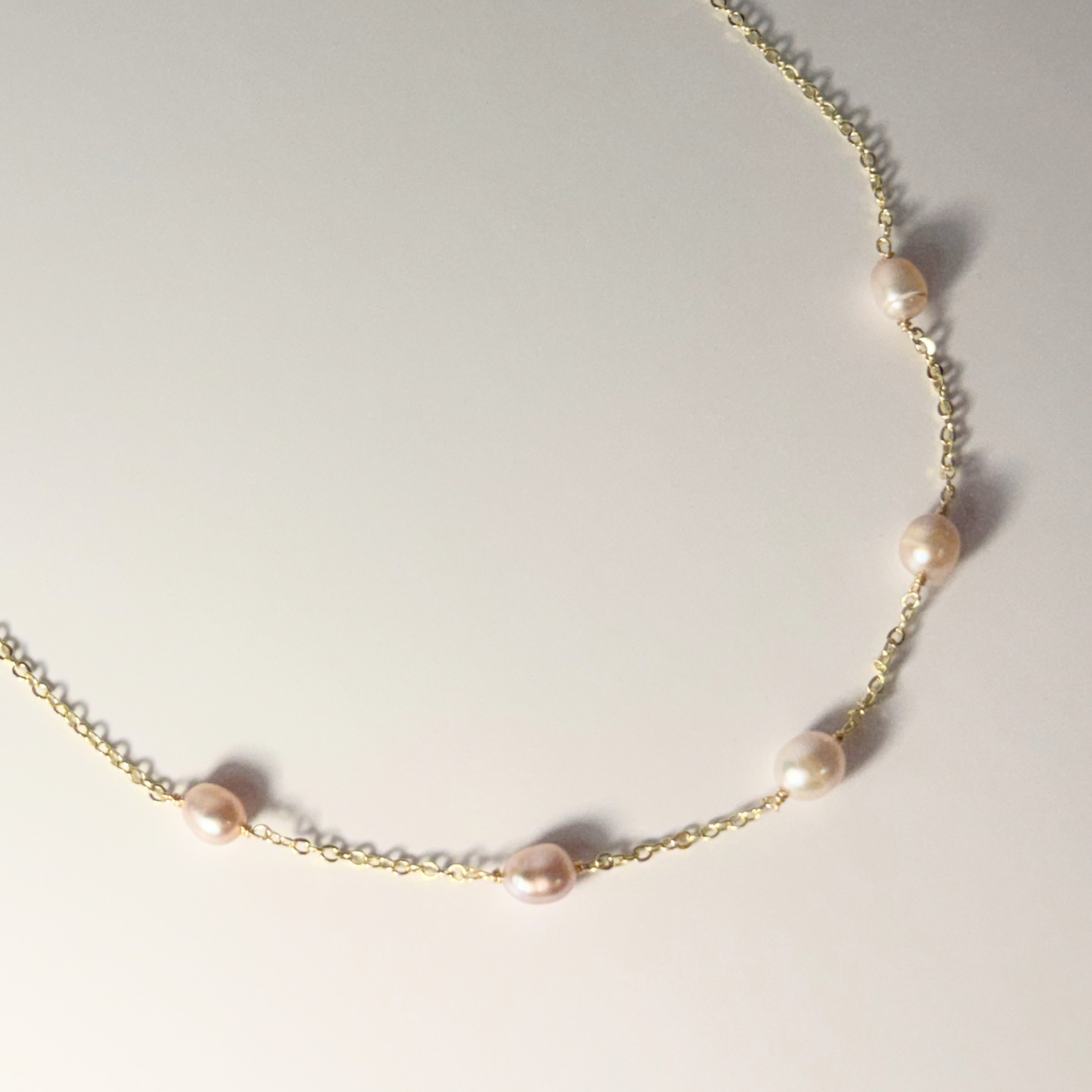 Unai Necklace